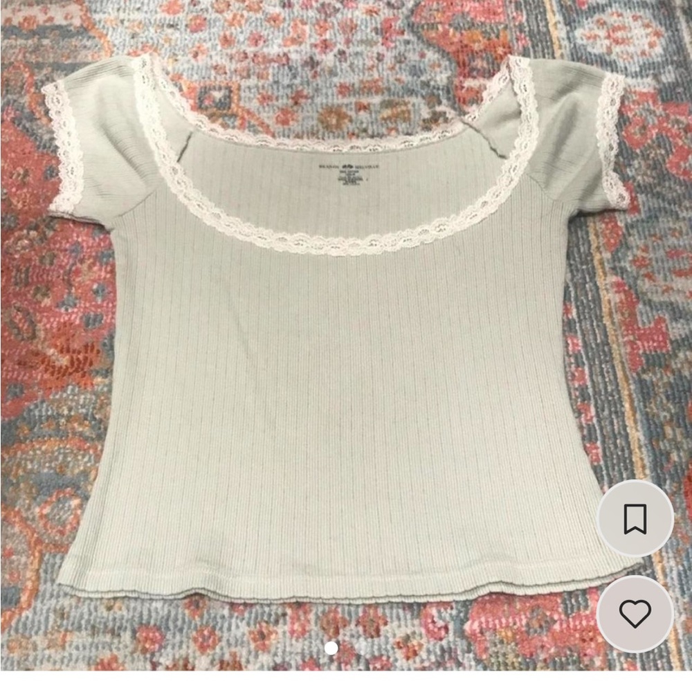Brandy Melville Eden Top